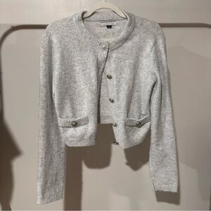 Abercrombie & Fitch Light Gray Knit Sweater